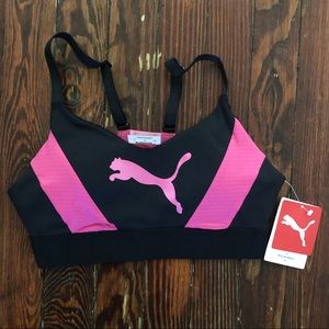 🚨🚨SOLD!!!!🚨🚨Puma Sports Bra